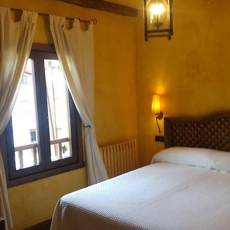 Valle De Villaverde Posada Calera מראה חיצוני תמונה